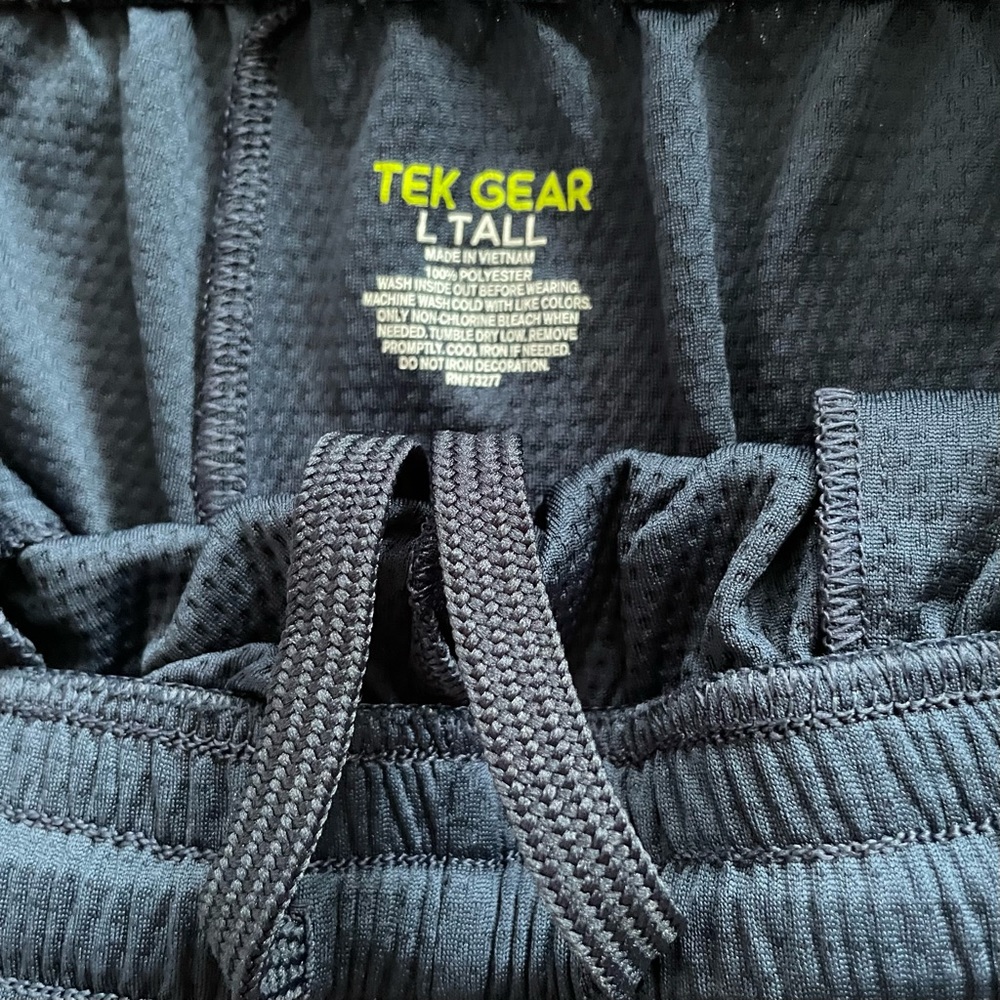 Tek Gear Men’s Big & Tall Mesh Shorts Sz L Tall - Picture 3 of 6